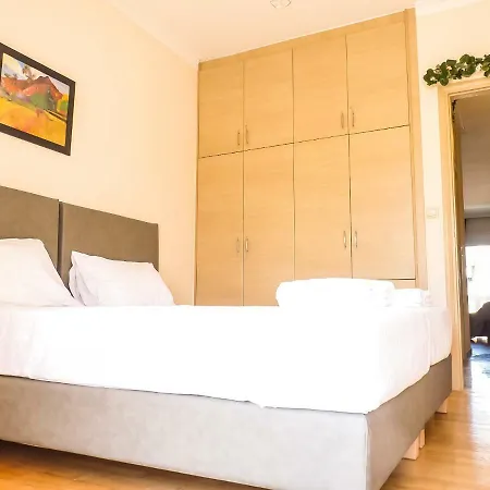 Sunny Center Apartment