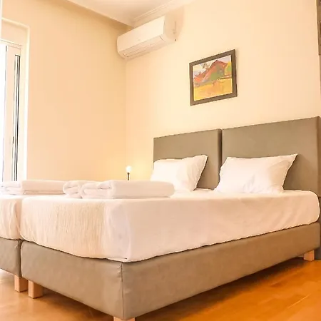 Sunny Center Apartment *